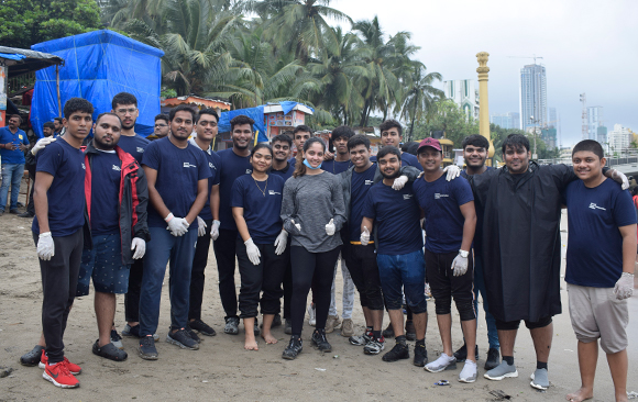 Dadar Beach Cleanup in Association with Panerai & Beach Please India